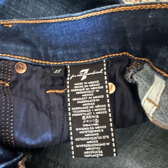 7 For All Mankind, High Rise, Frayed Jean Shorts New Condition - Picture 6 of 10